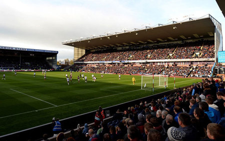 与伦比的赛 与伦比的赛