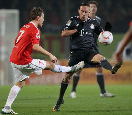 是球場上的 是球場上的